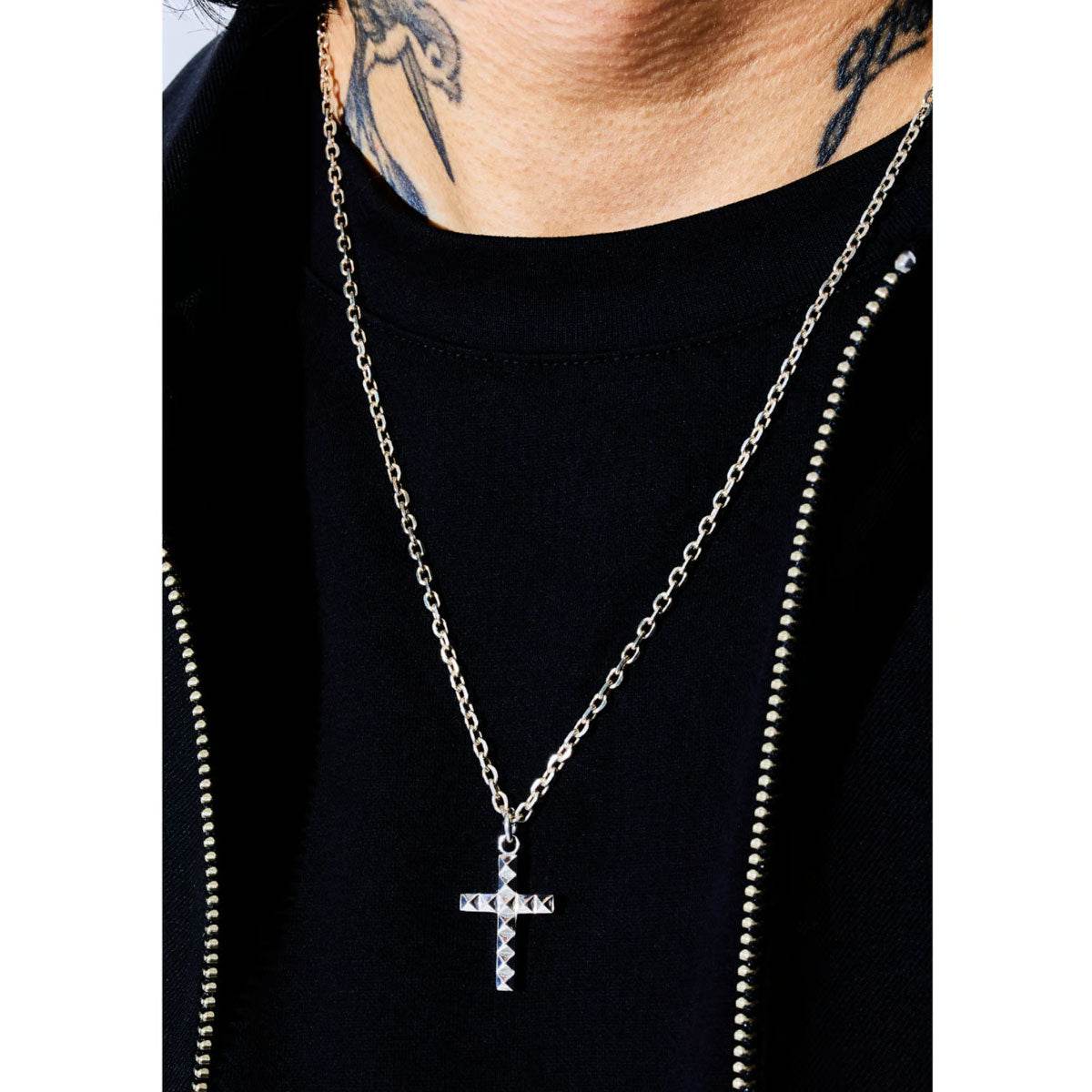 KART - Studs Cross Reverse Top - EDEN ROCK STORE