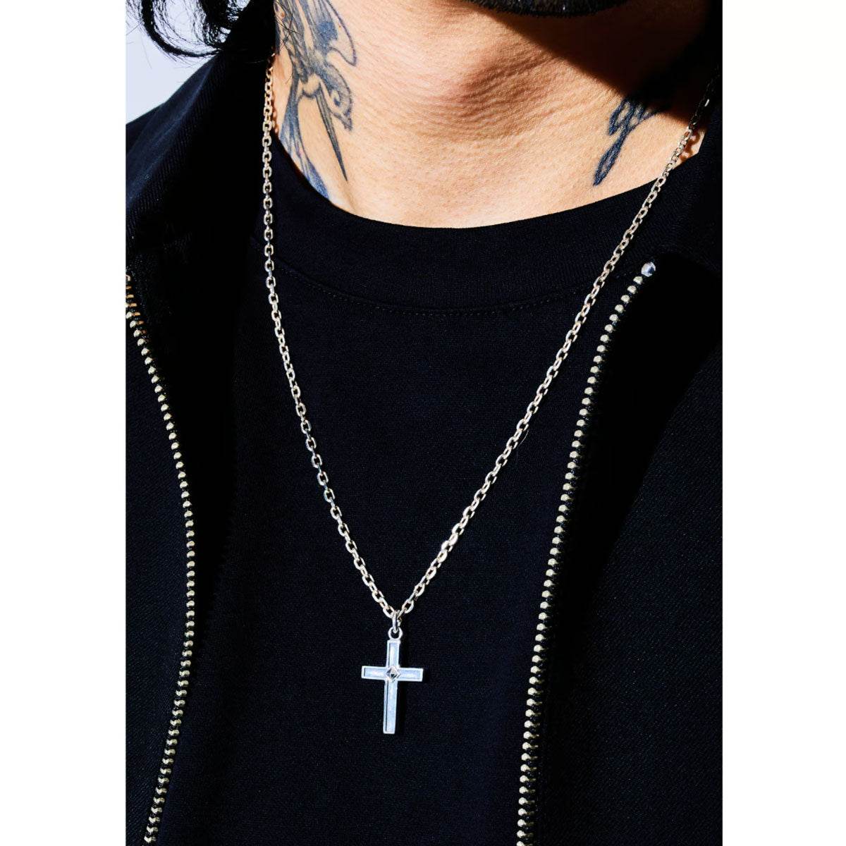 KART - Studs Cross Reverse Top - EDEN ROCK STORE