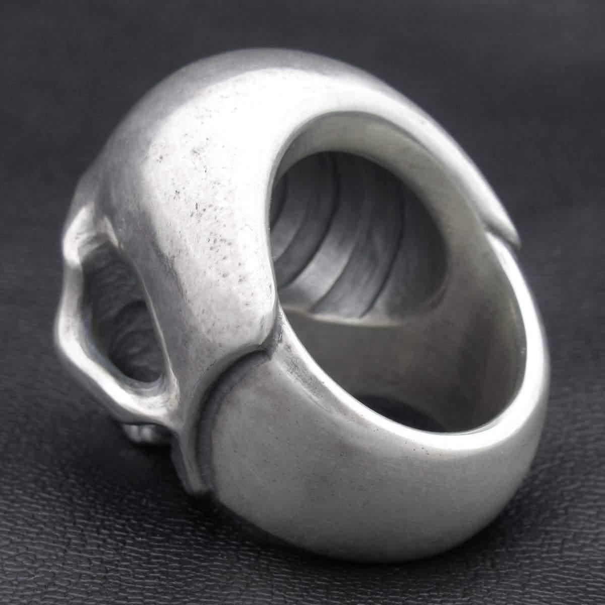RAT RACE - Standard Skull Ring "GRAVITY" - EDEN ROCK STORE