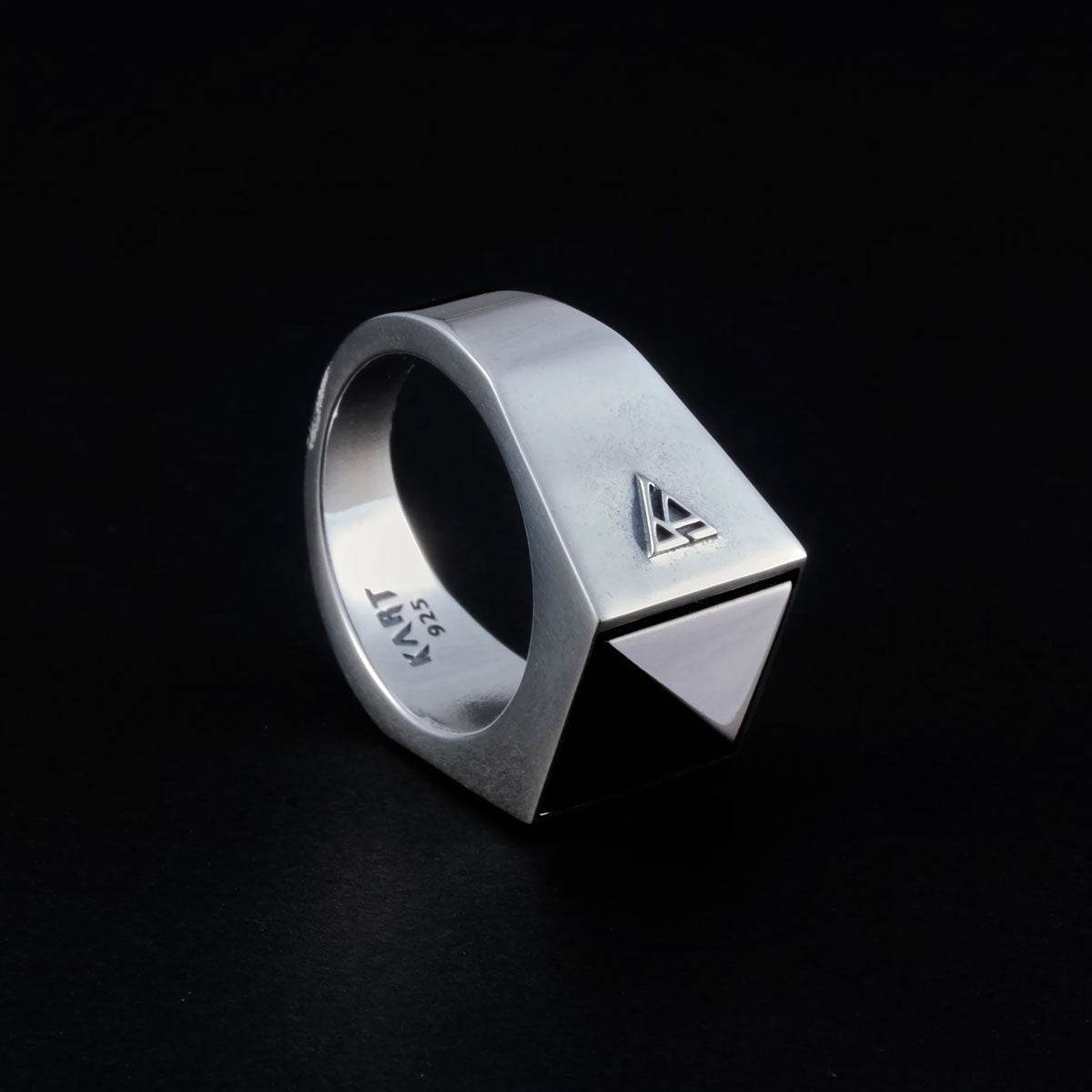 KART - Dark Studs Ring - EDEN ROCK STORE