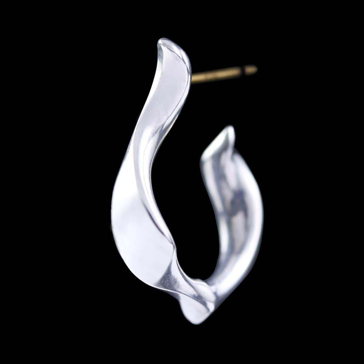 RAT RACE - KAIKA Flare Hoop Pierce / Right - EDEN ROCK STORE