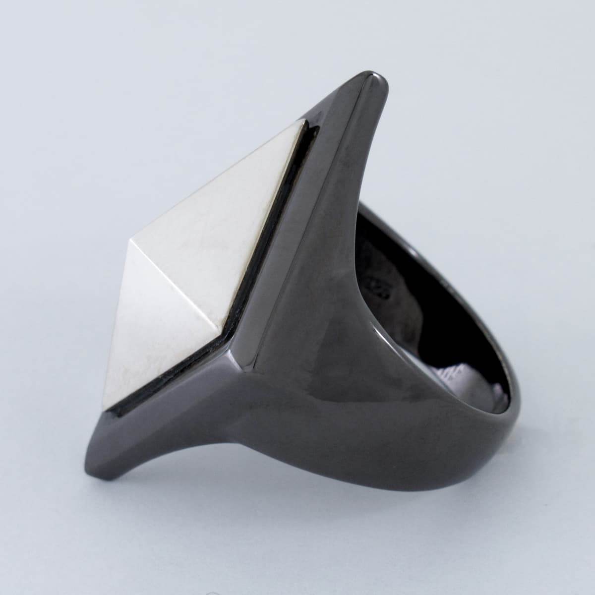 KART - Monochrome Ring - EDEN ROCK STORE