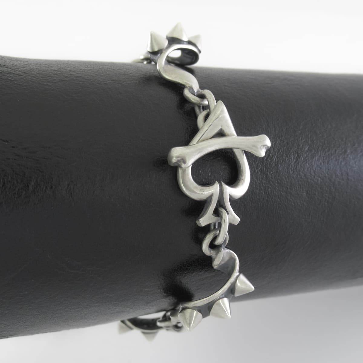 RAT RACE - Studs on Ribbon Bracelet / LOVE - EDEN ROCK STORE