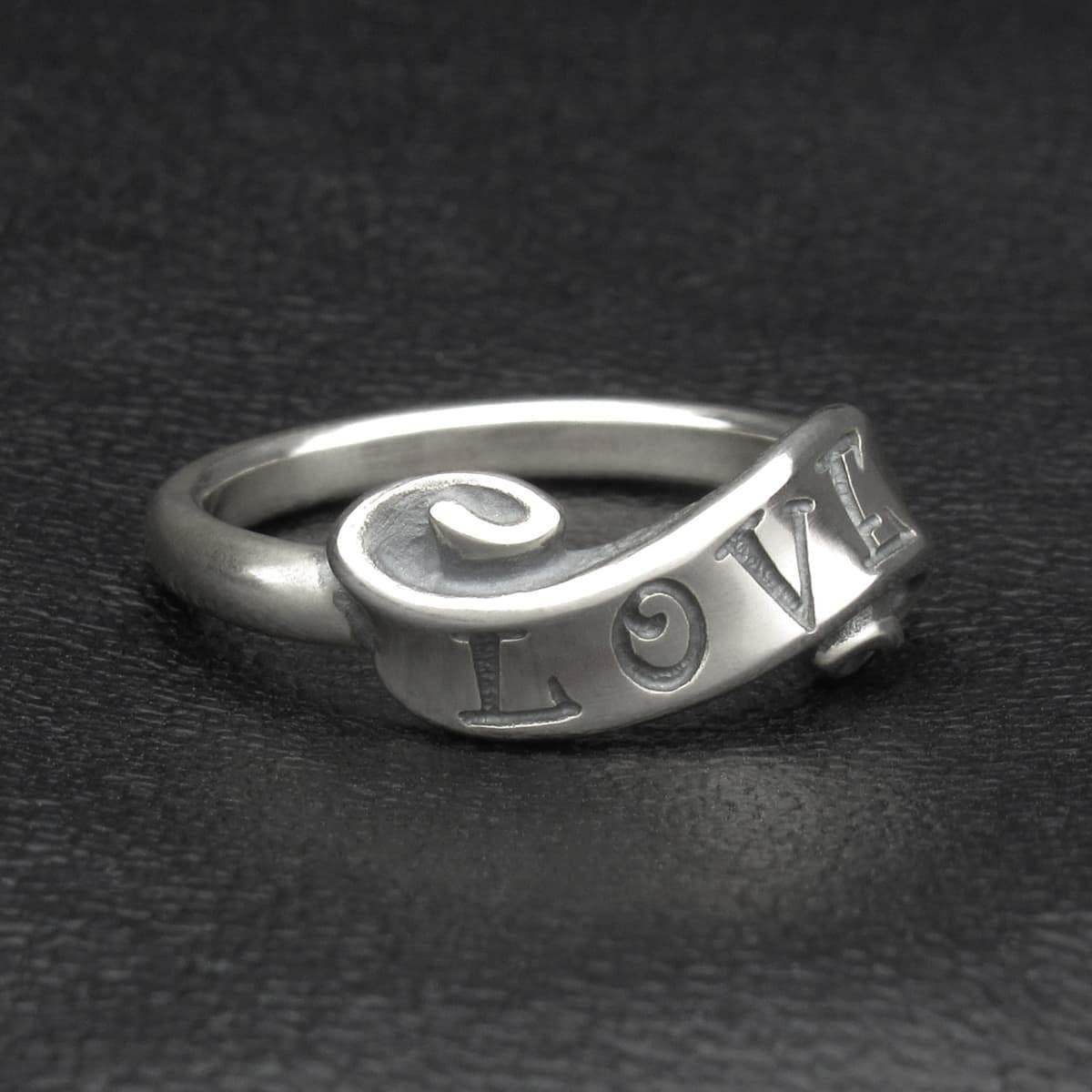 RAT RACE - Sweet Little Ribbon Ring / LOVE - EDEN ROCK STORE