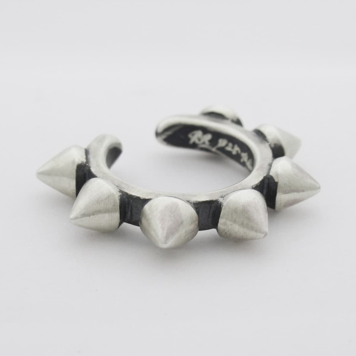 RAT RACE - Studs Ear Cuff "C5" - EDEN ROCK STORE