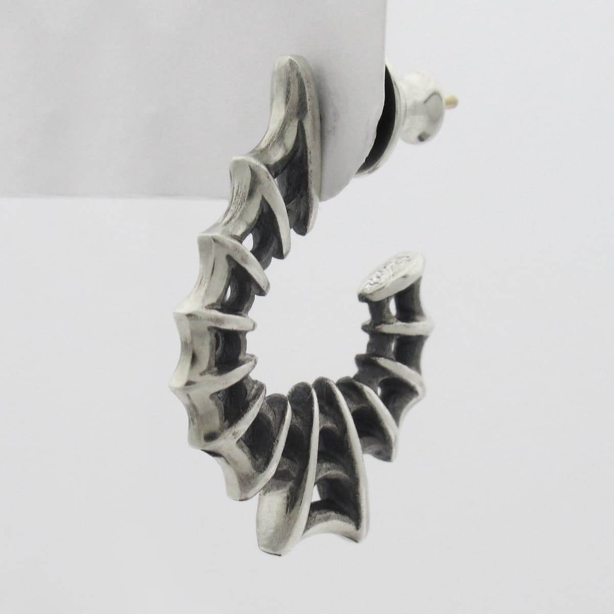 RAT RACE - Spider Web Spade Hoop Pierce - EDEN ROCK STORE