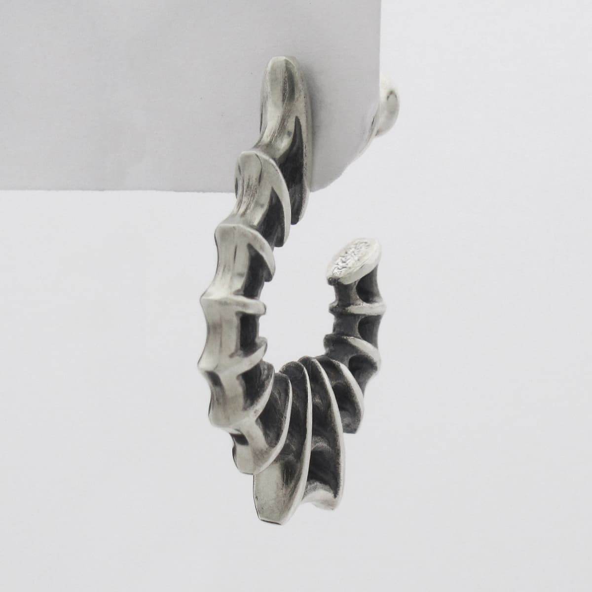 RAT RACE - Spider Web Spade Hoop Pierce - EDEN ROCK STORE