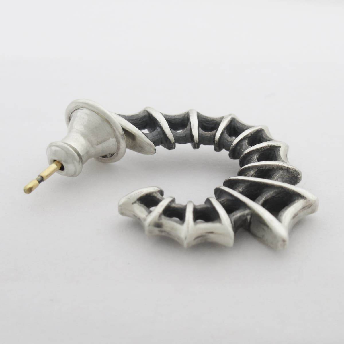 RAT RACE - Spider Web Spade Hoop Pierce - EDEN ROCK STORE