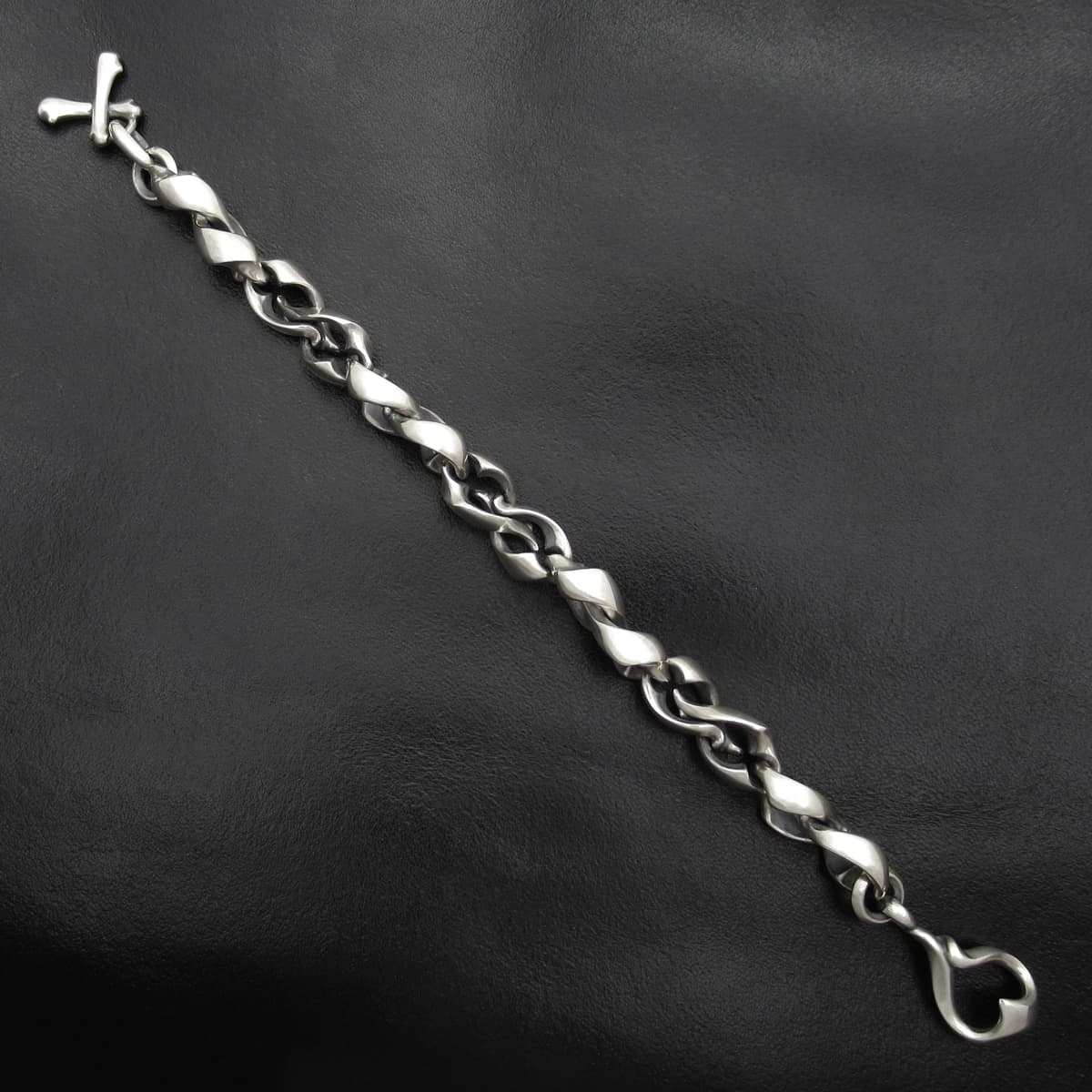RAT RACE - "SHINKA" Flare Bracelet - EDEN ROCK STORE
