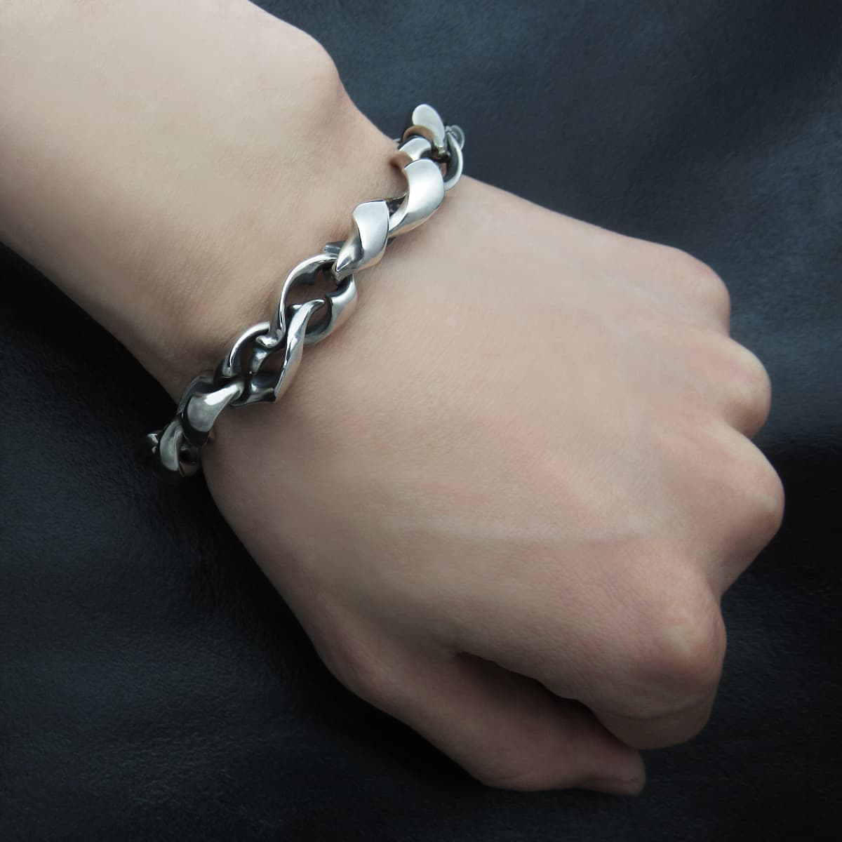 RAT RACE - "SHINKA" Flare Bracelet - EDEN ROCK STORE