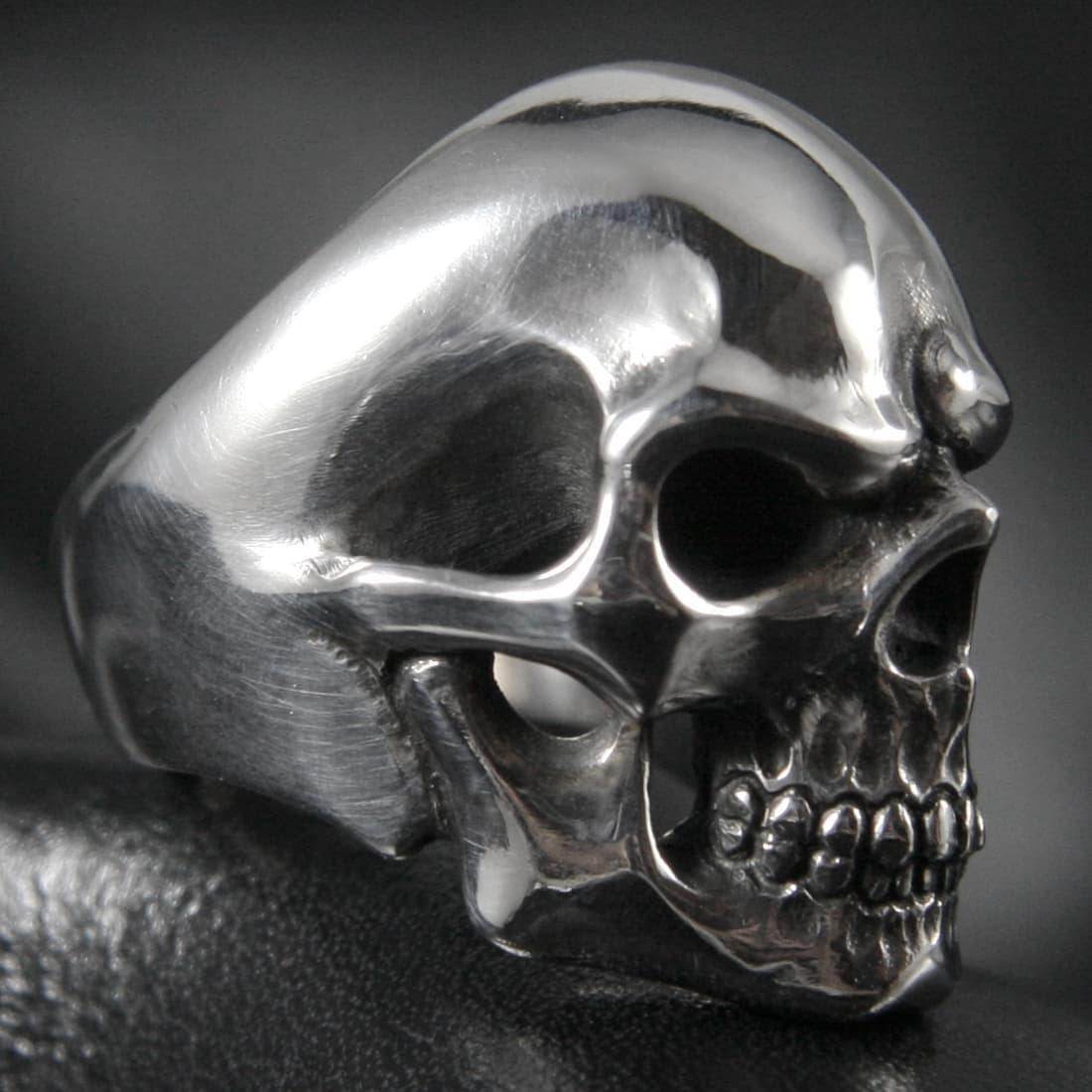 RAT RACE - Standard Skull Ring 4 - EDEN ROCK STORE