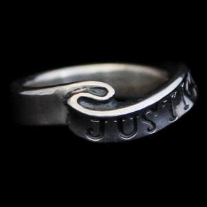 Soul Ribbon Ring