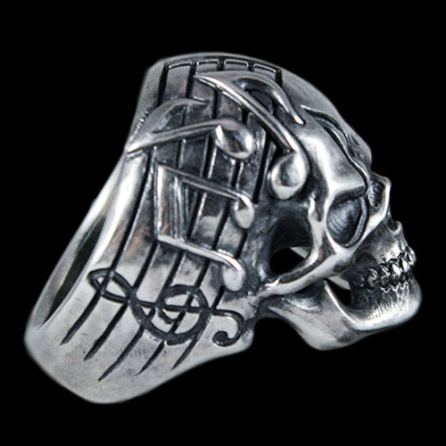 Music Man Skull Ring