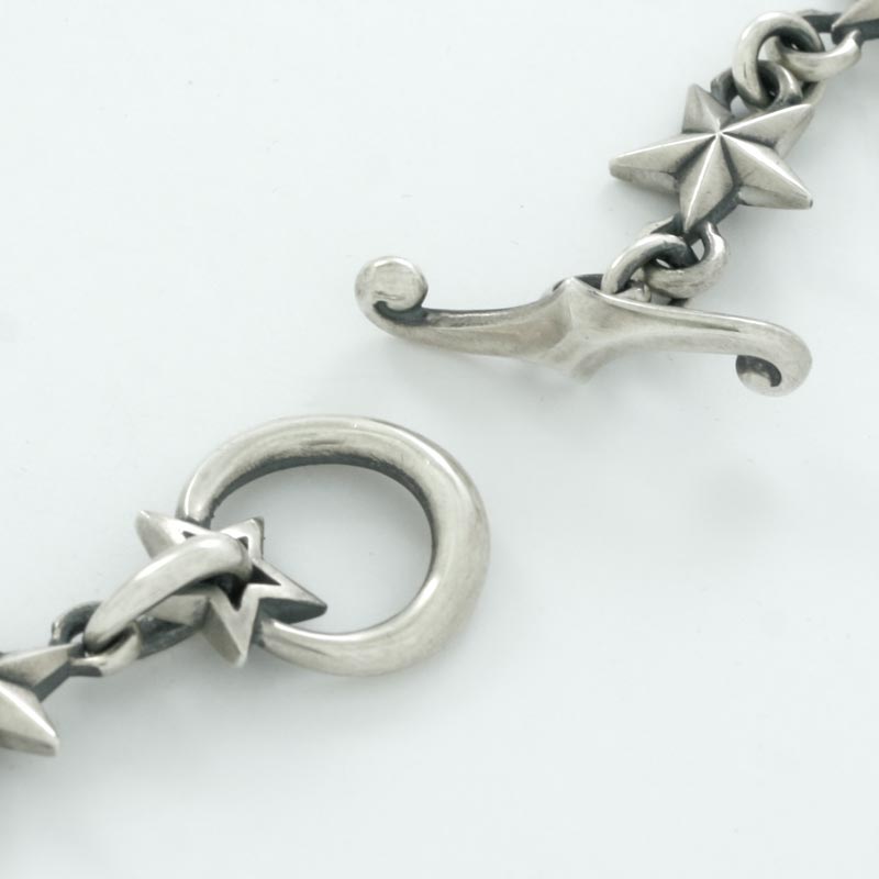 Tiny Star & Skull Bracelet