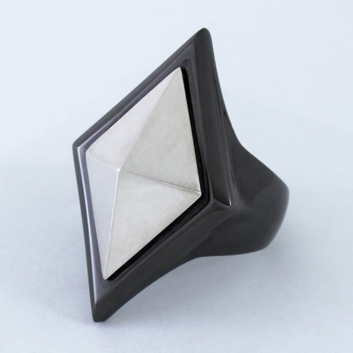 KART - Monochrome Ring - EDEN ROCK STORE