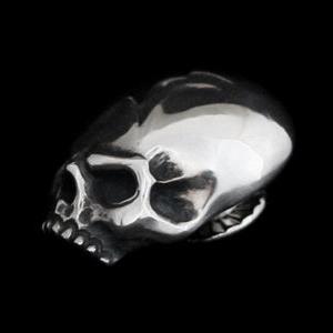 Roger Skull Studs