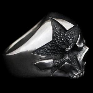 Clash Star Skull Ring